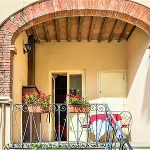 Antica Residenza Santa Chiara -city Center Gasthuis