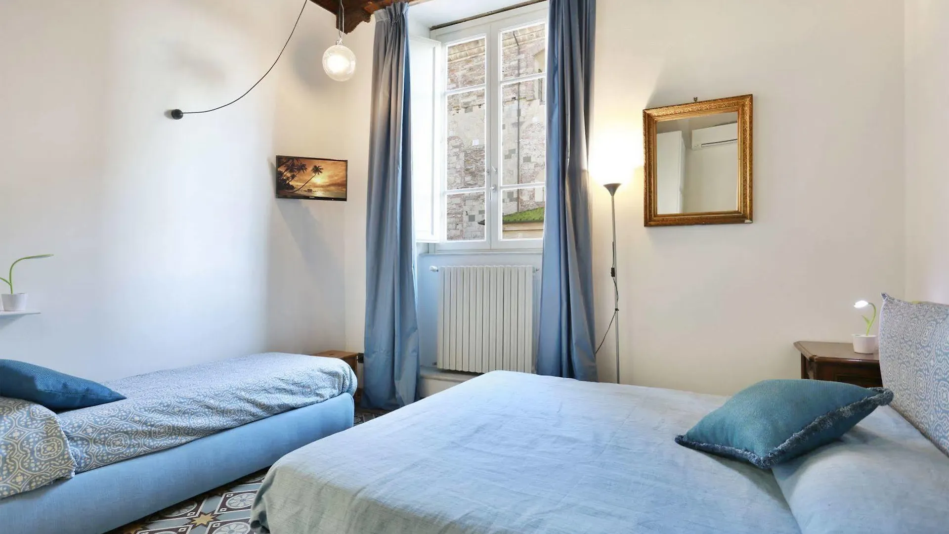 B&B Pergola House Lucca 3*,  Italy
